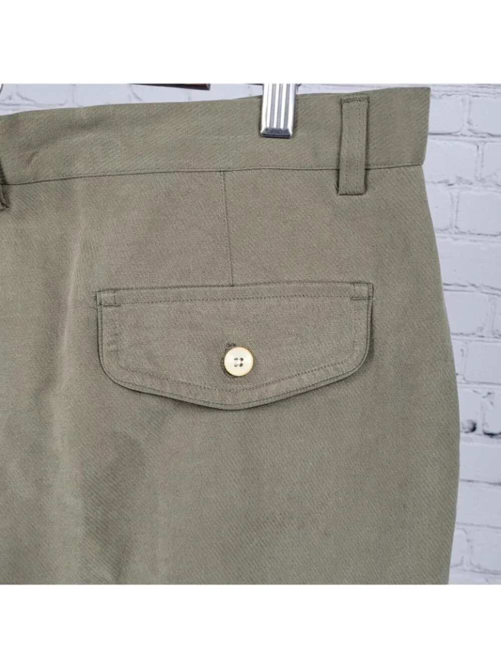 Caribbean Green 100% Silk Pleated Front Pockets Casual Shorts 36 (36x8.5)